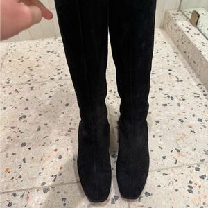 Elegant Black Women's Boots